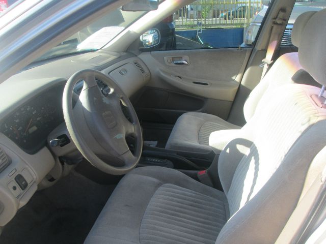 1998 Honda Accord 4DR SE (roof)