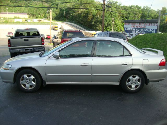 1998 Honda Accord WRX Premium 4-door