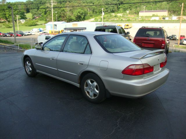 1998 Honda Accord WRX Premium 4-door