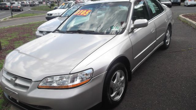 1998 Honda Accord ZQ8 LS