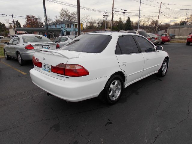 1999 Honda Accord WRX Premium 4-door