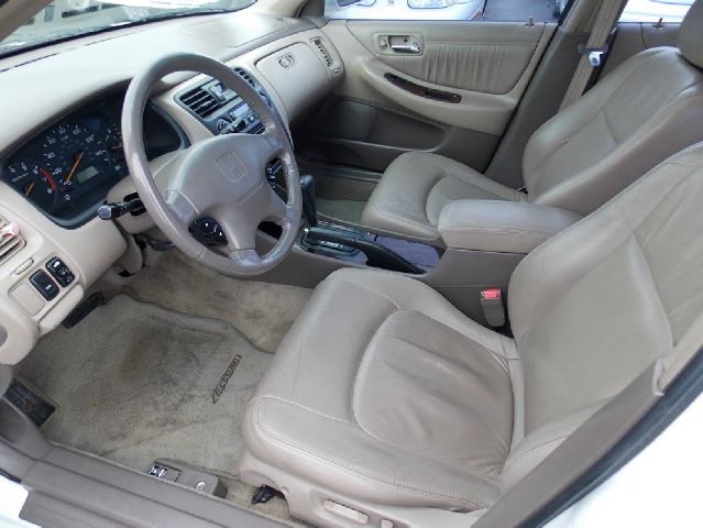 1999 Honda Accord WRX Premium 4-door