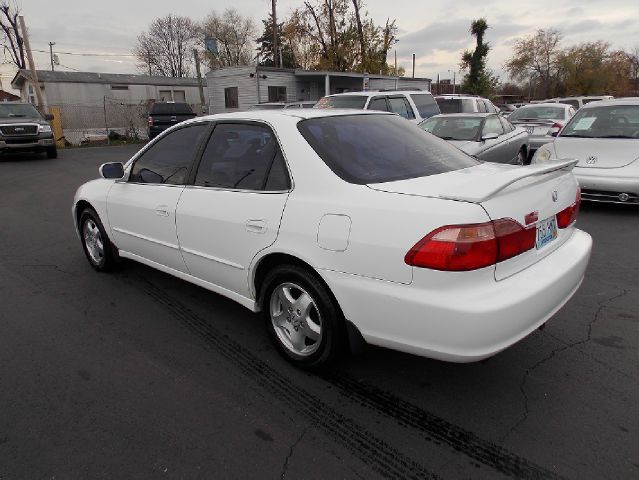 1999 Honda Accord WRX Premium 4-door
