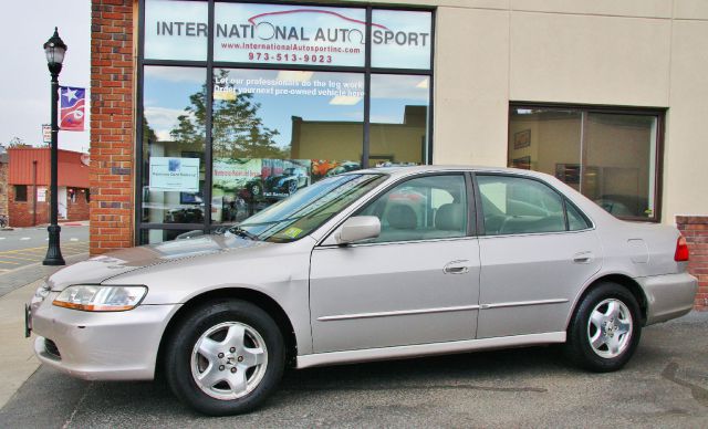 1999 Honda Accord WRX Premium 4-door