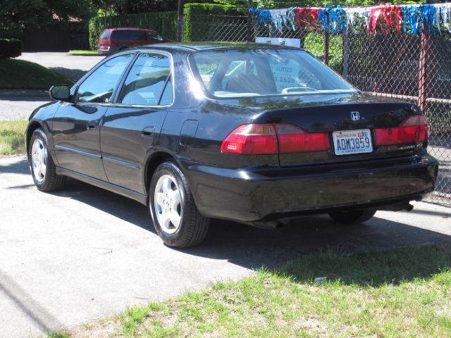 1999 Honda Accord WRX Premium 4-door