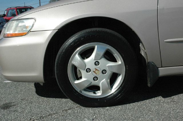 1999 Honda Accord ZQ8 LS