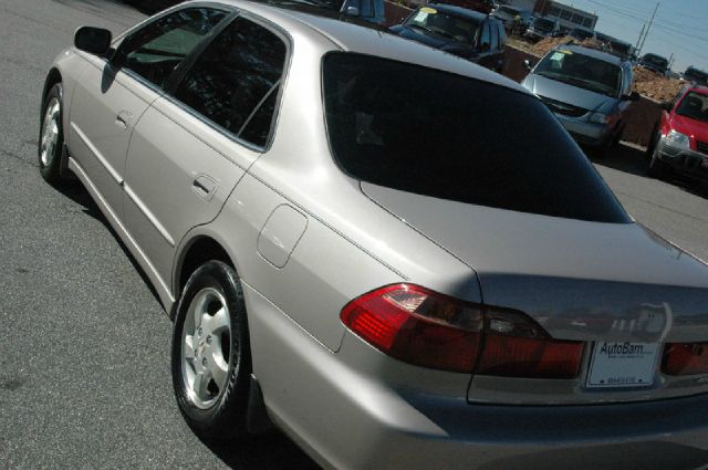1999 Honda Accord ZQ8 LS