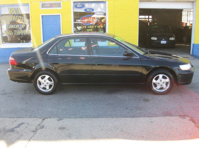 1999 Honda Accord ZQ8 LS