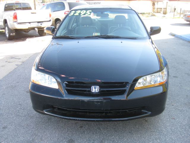 1999 Honda Accord ZQ8 LS