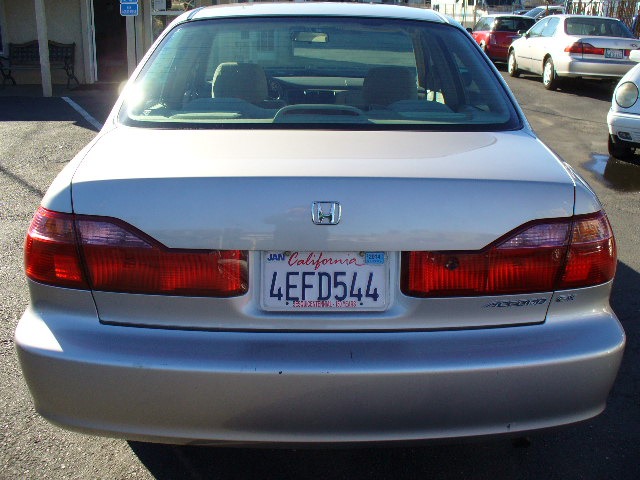 1999 Honda Accord ZQ8 LS