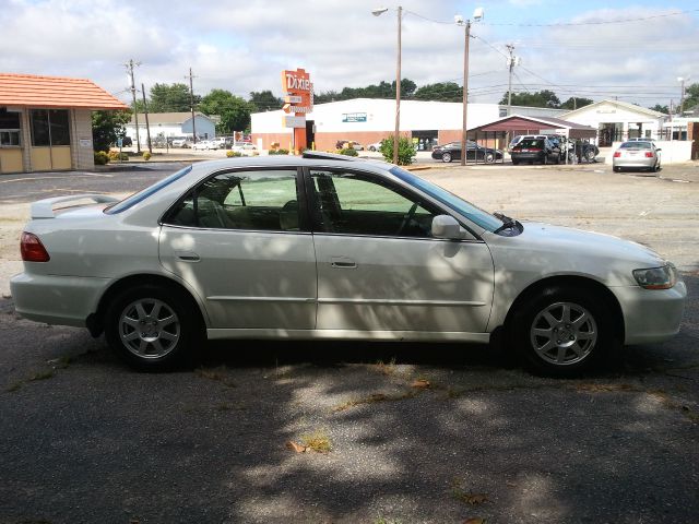 1999 Honda Accord ZQ8 LS