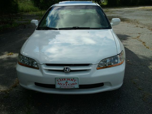 1999 Honda Accord ZQ8 LS