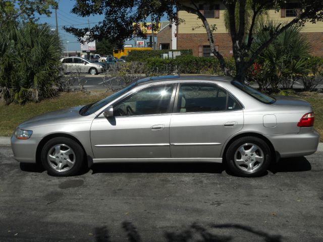 1999 Honda Accord ZQ8 LS