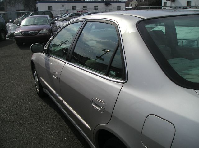1999 Honda Accord ZQ8 LS