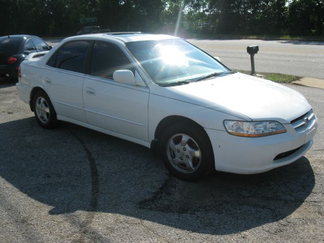 2000 Honda Accord ZQ8 LS