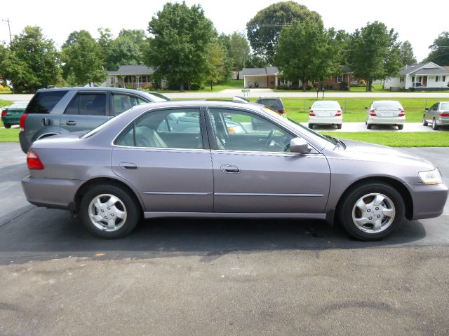 2000 Honda Accord ZQ8 LS