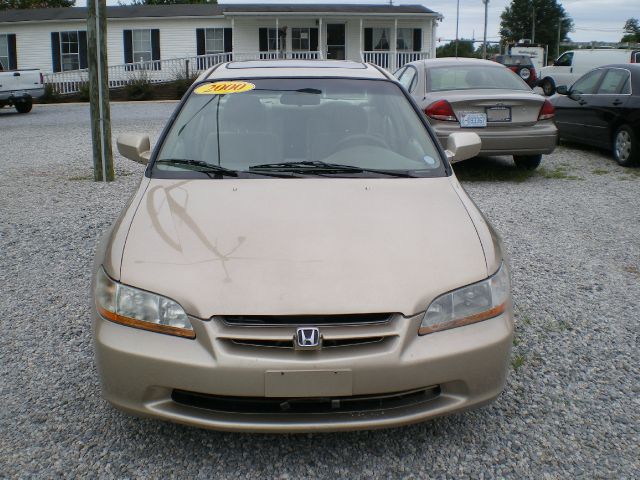 2000 Honda Accord ZQ8 LS