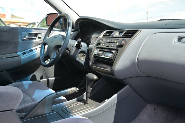 2000 Honda Accord 4DR SE (roof)