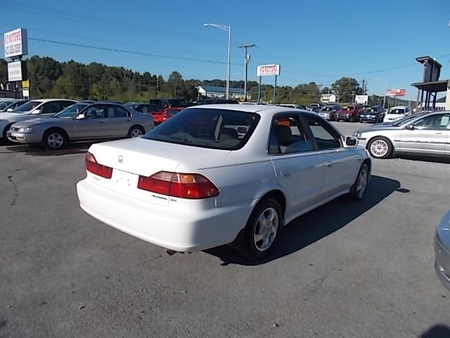 2000 Honda Accord ZQ8 LS