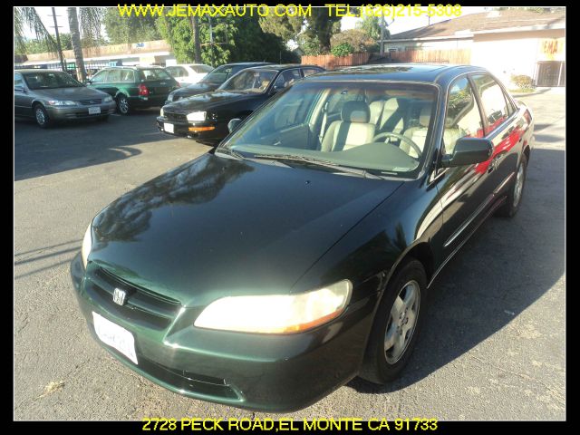2000 Honda Accord ZQ8 LS