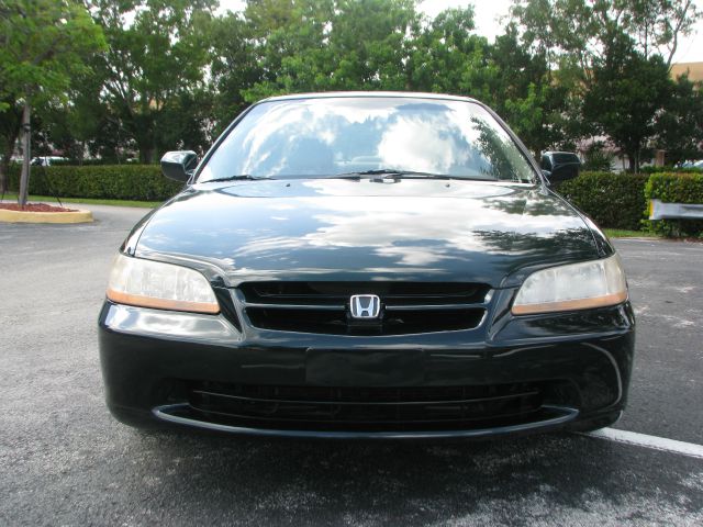 2000 Honda Accord WRX Premium 4-door