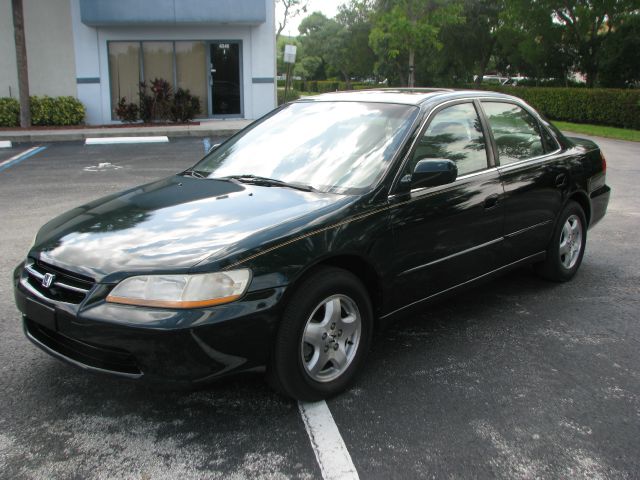 2000 Honda Accord WRX Premium 4-door
