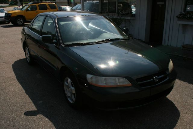 2000 Honda Accord WRX Premium 4-door