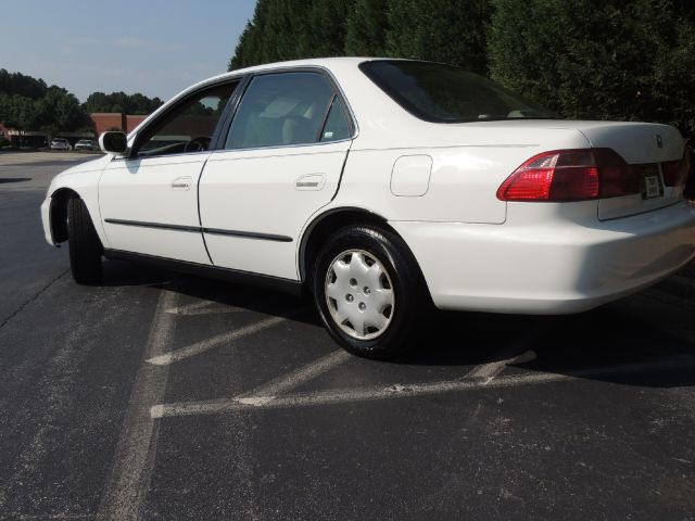 2000 Honda Accord 4DR SE (roof)
