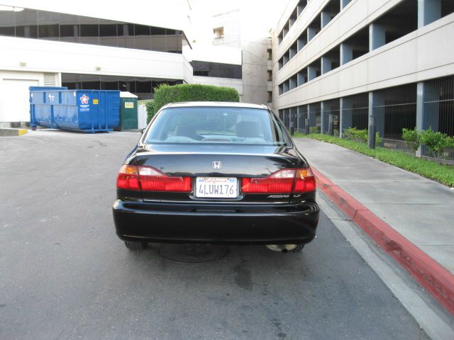 2000 Honda Accord 4DR SE (roof)