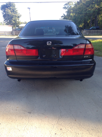 2000 Honda Accord WRX Premium 4-door