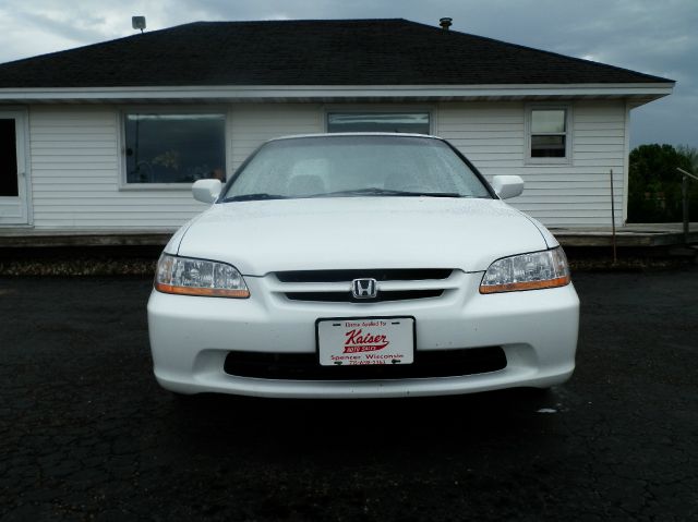 2000 Honda Accord WRX Premium 4-door