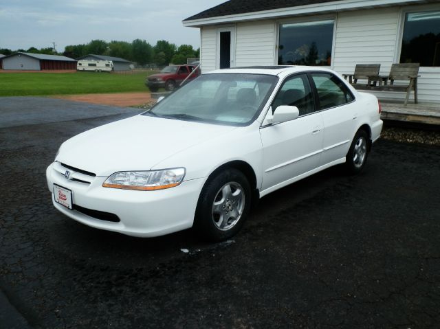 2000 Honda Accord WRX Premium 4-door