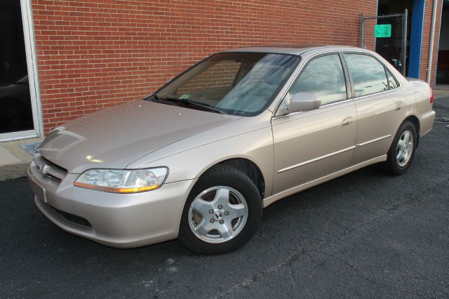 2000 Honda Accord WRX Premium 4-door