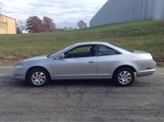2000 Honda Accord 4DR SE