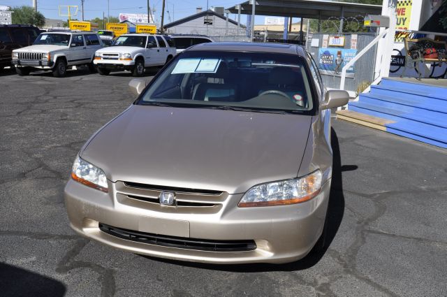 2000 Honda Accord WRX Premium 4-door