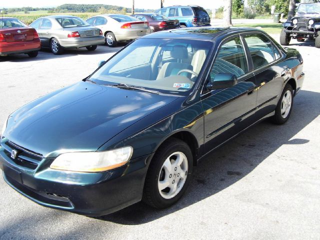 2000 Honda Accord ZQ8 LS