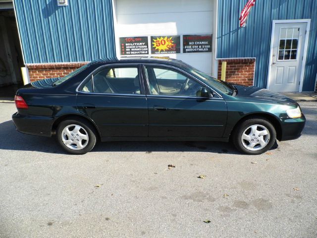 2000 Honda Accord ZQ8 LS