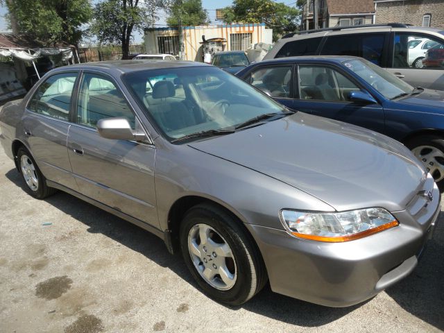 2000 Honda Accord ZQ8 LS