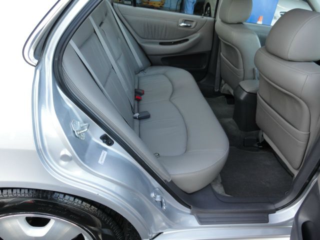 2001 Honda Accord 2010 Volkswagen SE