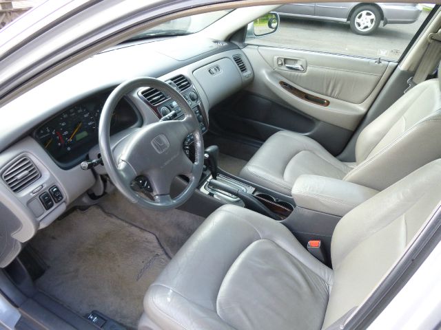 2001 Honda Accord WRX Premium 4-door