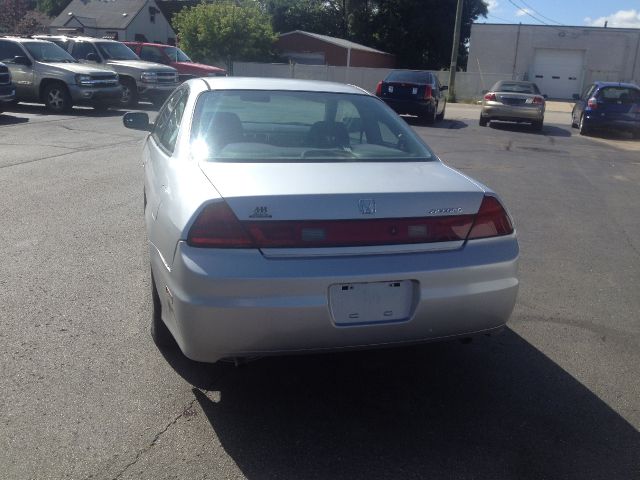 2001 Honda Accord 2.5i AWD Sedan