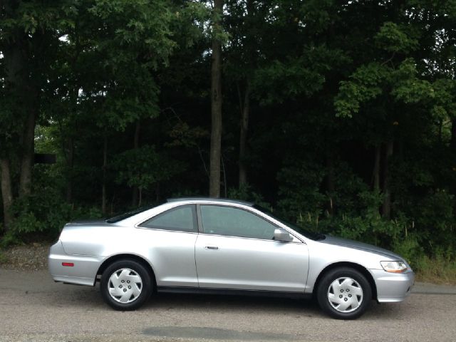 2001 Honda Accord 2.5i AWD Sedan