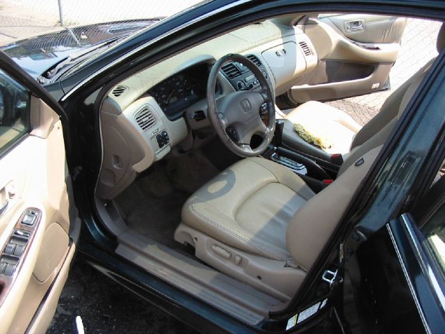 2001 Honda Accord WRX Premium 4-door