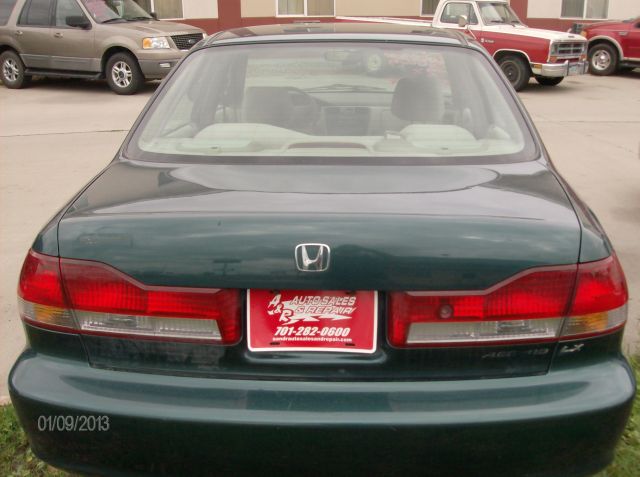 2002 Honda Accord EXT CAB 134.0 WB 2WD LT1