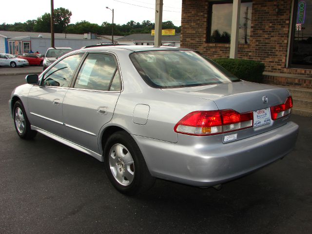 2002 Honda Accord WRX Premium 4-door