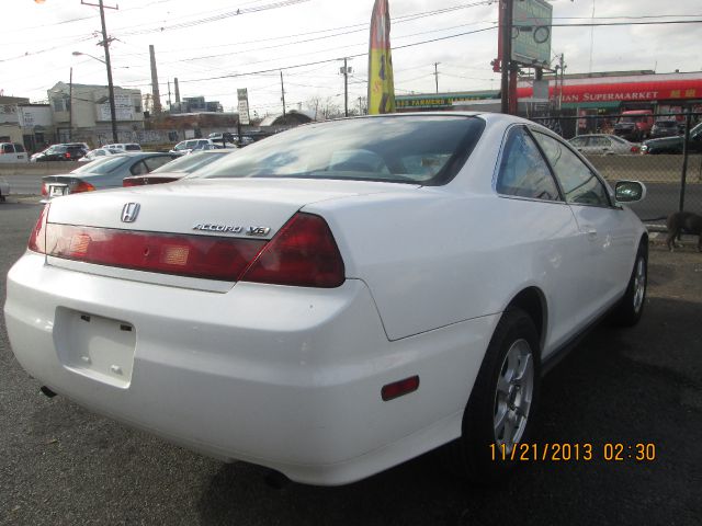 2002 Honda Accord 2.5i AWD Sedan