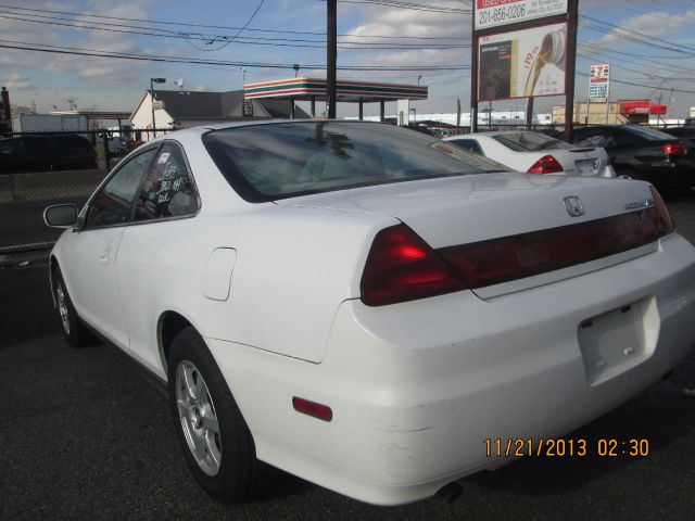2002 Honda Accord 2.5i AWD Sedan