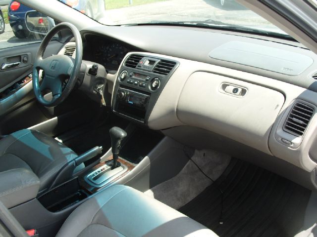 2002 Honda Accord WRX Premium 4-door