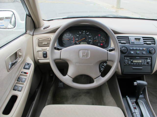 2002 Honda Accord EXT CAB 134.0 WB 2WD LT1