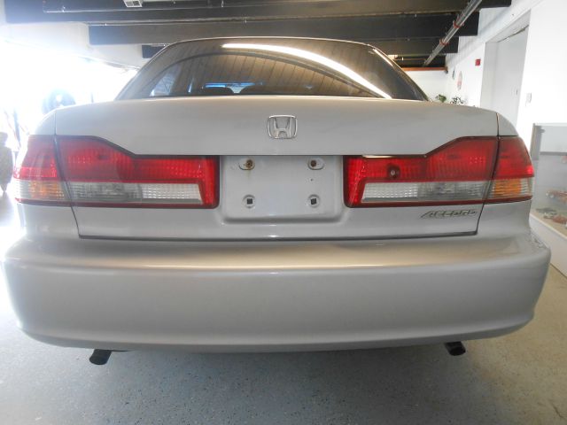 2002 Honda Accord WRX Premium 4-door